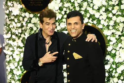 Jeetandra Ji and Anand Pandit