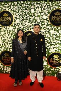 Anand Pandit and Roopa Pandit