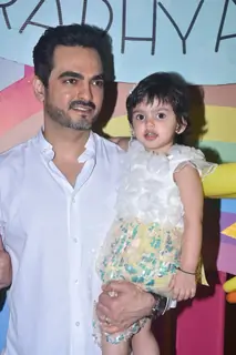 Esha Deol and Bharat Takhtani host Birthday bash for daughter Radhya Takhtani!