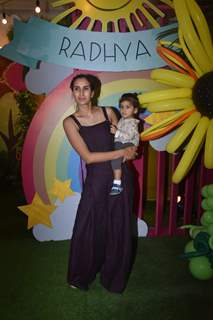 Esha Deol and Bharat Takhtani host Birthday bash for daughter Radhya Takhtani!