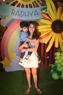 Esha Deol and Bharat Takhtani host Birthday bash for daughter Radhya Takhtani!