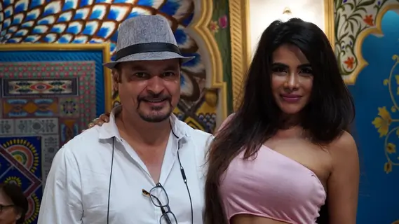 Jyoti Gupta, Reeva Chaudhary