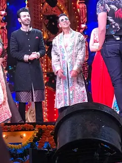 Karan V Grover, Akshay Kumar and Kriti Sanon
