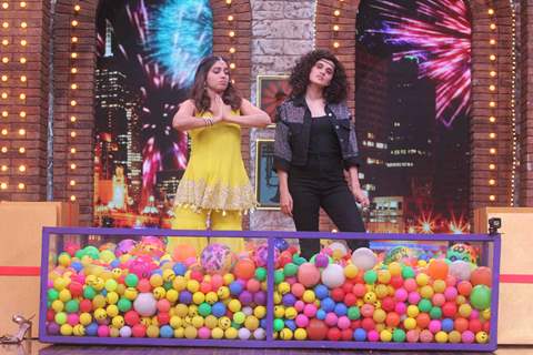 Tapsee and Bhumi on sets of Movie Masti with Maniesh Paul