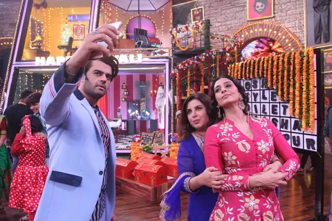 Tabu and Farah on sets of Movie Masti with Maniesh Paul