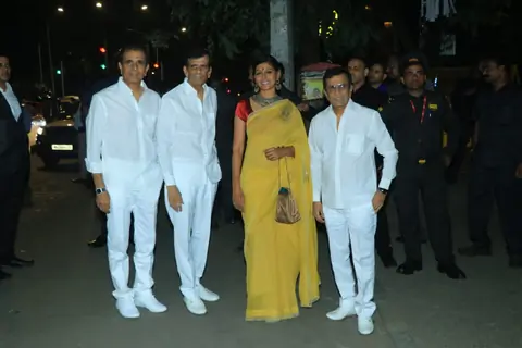 Stars at Amitabh Bachchan Diwali Bash!