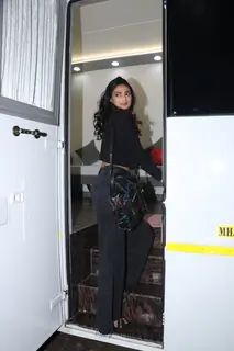 Athiya Shetty snapped at sets!