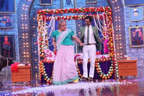 Ali Asgar and Nawazuddin Siddiqui on the sets of Movie Masti with Maniesh Paul