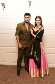 Arjun Kapoor and Kriti Sanon attend Panipat's trailer launch!