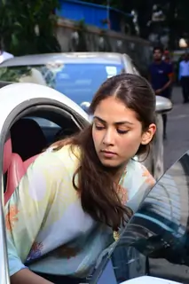 Mira Rajput Kapoor papped during a shopping spree