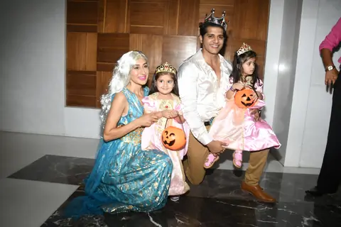Karanvir Bohra and Teejay Sidhu with Bella and Vienna