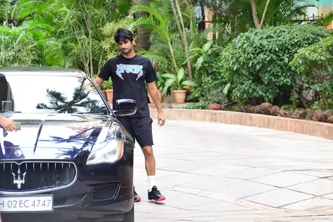 Sushant Singh Rajput snapped around the town! 