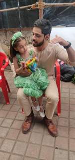 Adnan Khan playing with kids on the sets of Ishq Subhan Allah 