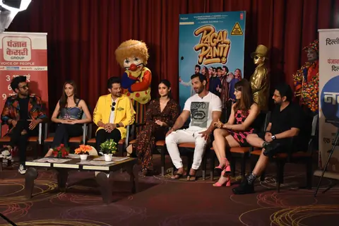 Celebs papped promoting Pagalpanti
