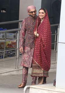 Deepika and Ranveer spotted with their family at Kalina Airport