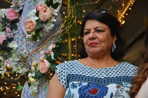 Bollywood diva's spotted at Oceana Store Launch!