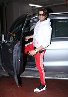 Manish Paul papped at the airport