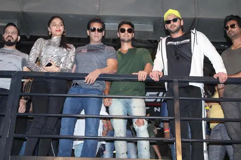 Saiee Manjrekar, Salman Khan, Aayush Sharma, Nikhil Dwivedi and Zaheer Iqbal papped at the launch of Being Strong