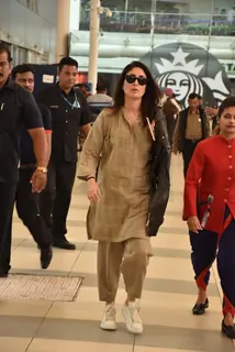 Celebs papped around the town!