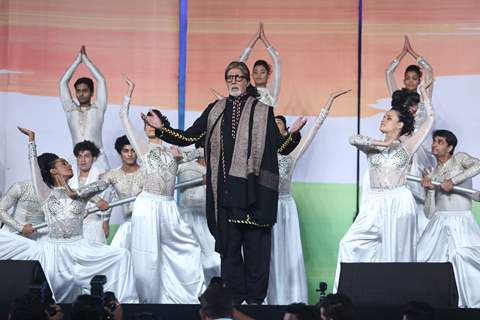 Amitabh Bachchan pays tribute to 26/11 Martyrs!