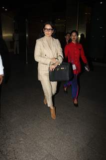 Kangana Ranaut papped at the airport