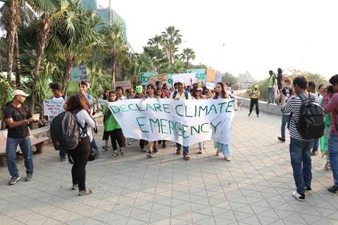 Dia Mirza leads a Climate Change Protest!