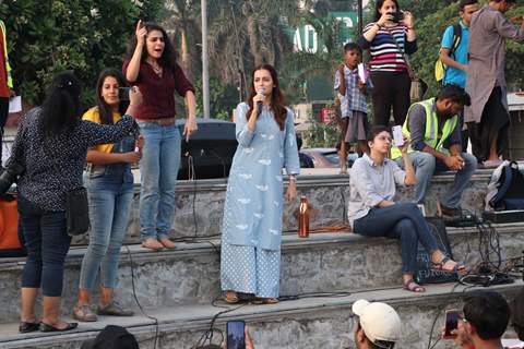 Dia Mirza leads a Climate Change Protest!