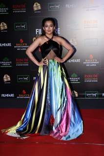 Akshara Haasan papped at the Red Carpet of Filmfare Glamour and Style Awards 2019