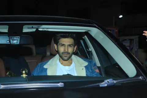 Kartik Aaryan at Pati Patni Aur Woh screening