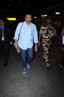 Sunny Deol snapped at the airport