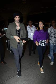 Sunny Leone and Daniel Webber snapped at the airport