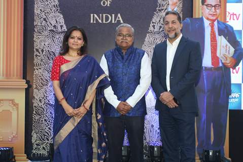 Smruti Sushilkumar Shinde, Prof. Hari Narke and Bobby Arora