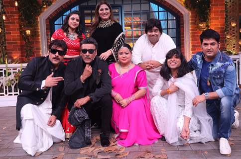 Jackie Shroff with the Kapil Sharma Show Team