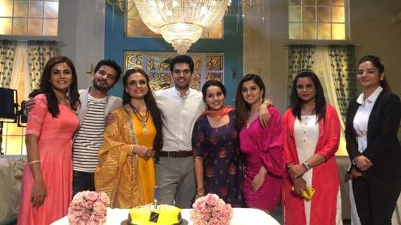 Harsh Nagar's birthday on the sets of Kartik purnima!