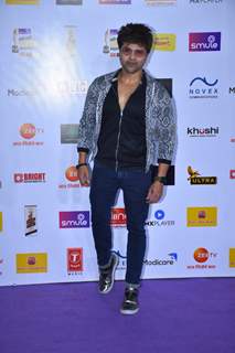 Himesh Reshammiya snapped at Mirchi Awards 2020