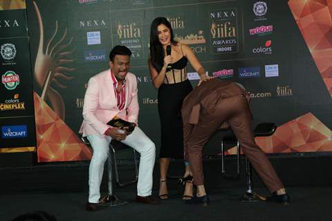 Kartik, Katrina and Dia IIFA Press conference! 