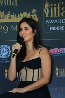 Kartik, Katrina and Dia IIFA Press conference! 