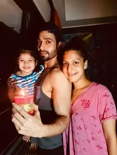 Vijayendra Kumeria with family