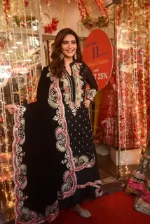 Karishma Tanna snapped at a store launch in Lokhandwala!