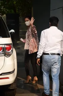 Lara Dutta snapped at Bandra