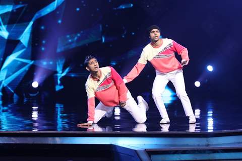 Remo & Team grace the India’s Best Dancer stage as guests!