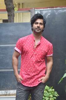 Varun Dhawan at the promotions of Coolie No. 1