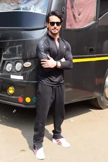 Tiger Shroff snapped on the sets 