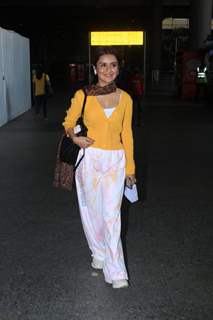 Bollywood celebrities snapped around the town!