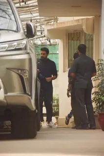 Abhishek Bachchan snapped outside dubbing studio!