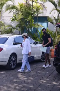 Bollywood celebrities snapped around the town!