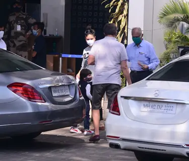 Kareena Kapoor Khan at Kalina Airport