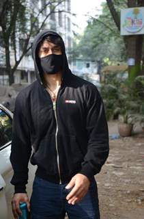 Tiger Shroff snapped at Avdesh studio in Juhu