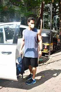 Kunal Kemmu snapped outside gym