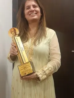 Celebrities at Dadasaheb Phalke awards